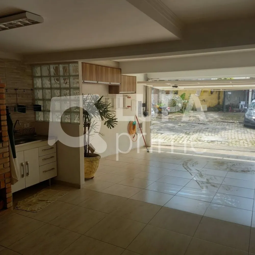 Casa, 3 quartos, 210 m² - Foto 6