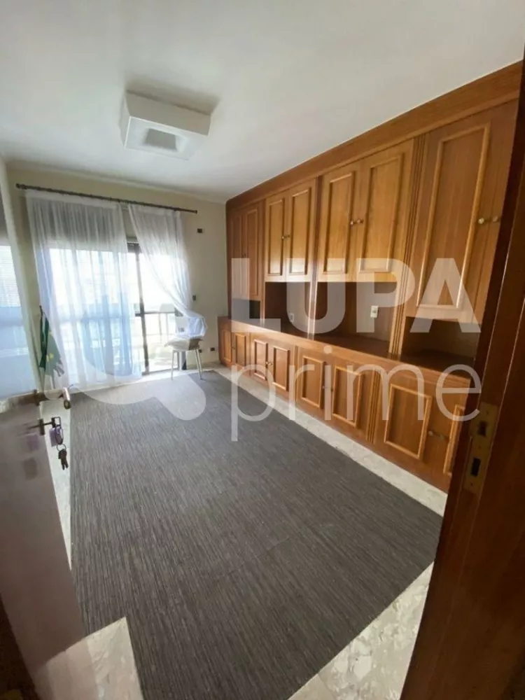 Apartamento à venda com 3 quartos, 407m² - Foto 7