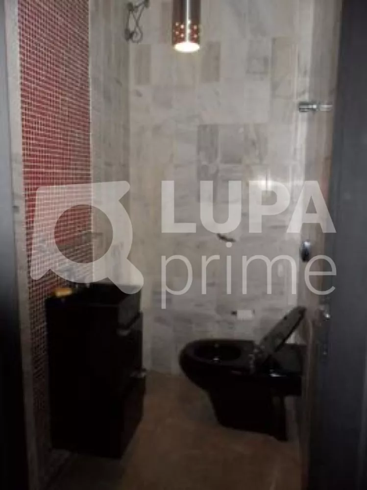 Casa para alugar com 3 quartos, 500m² - Foto 15