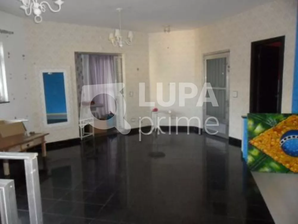 Casa para alugar com 3 quartos, 500m² - Foto 10