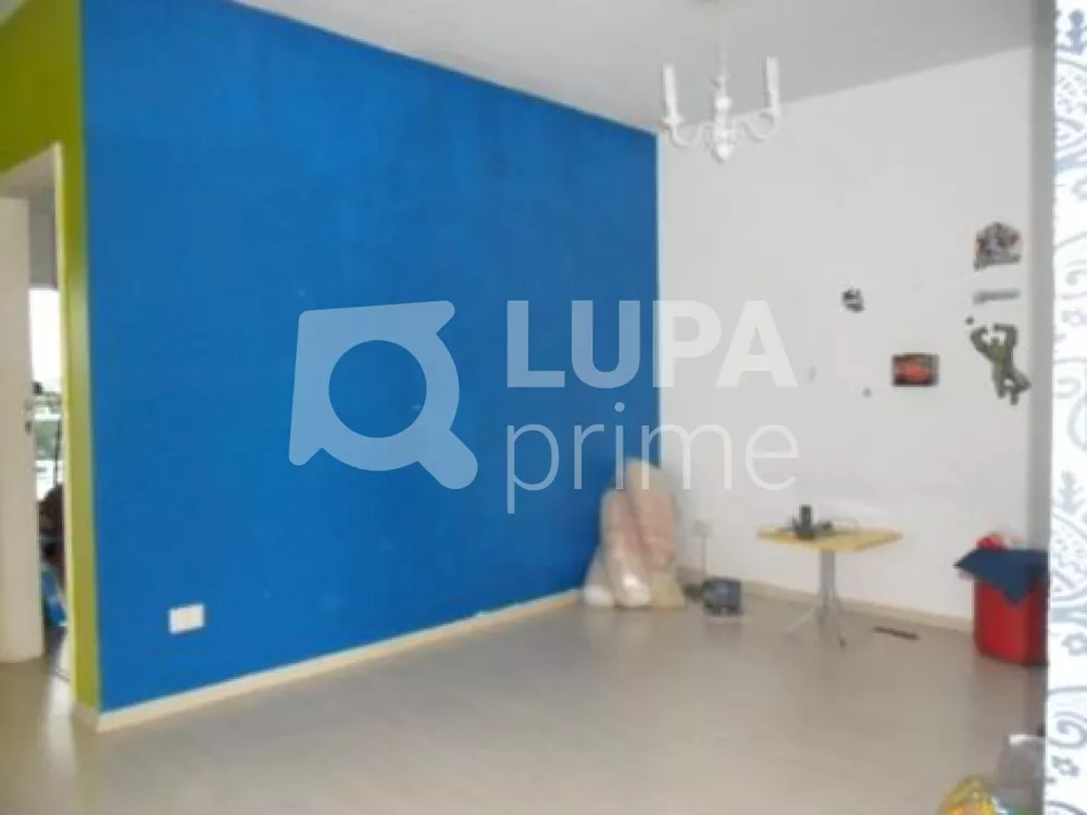 Casa para alugar com 3 quartos, 500m² - Foto 12