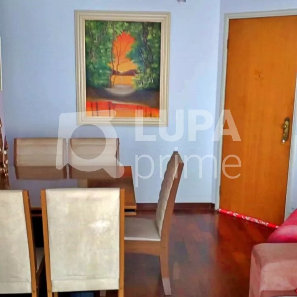 Apartamento à venda com 2 quartos, 67m² - Foto 4