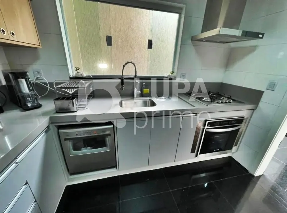 Casa, 3 quartos, 208 m² - Foto 4