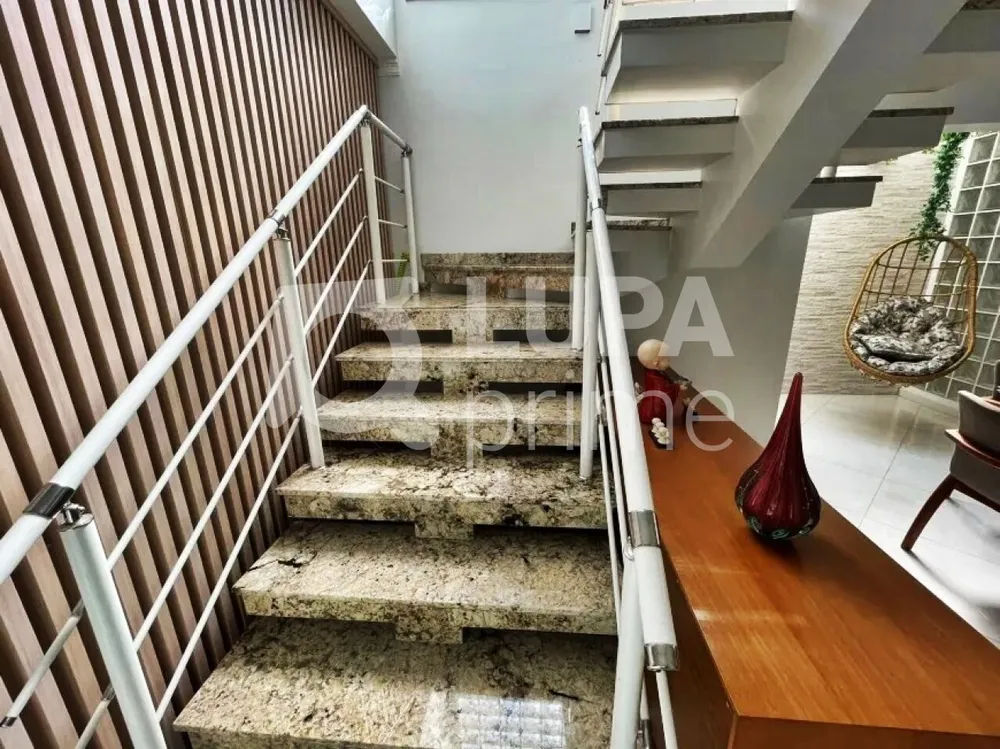 Casa, 3 quartos, 208 m² - Foto 8