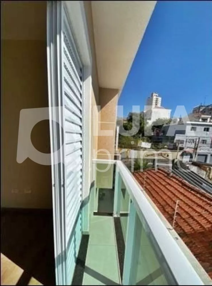 Casa à venda com 3 quartos, 75m² - Foto 8