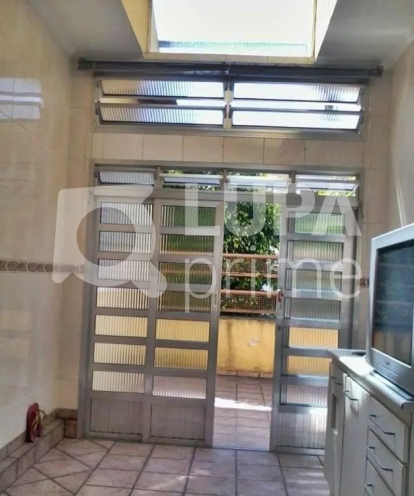 Casa, 3 quartos, 230 m² - Foto 14