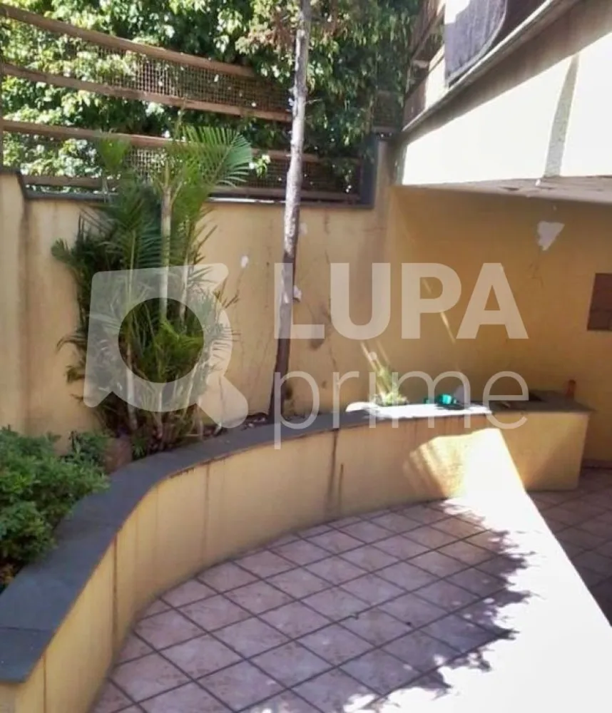Casa, 3 quartos, 230 m² - Foto 2