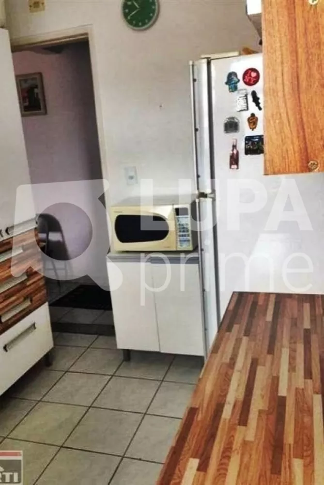 Apartamento à venda com 2 quartos, 62m² - Foto 2