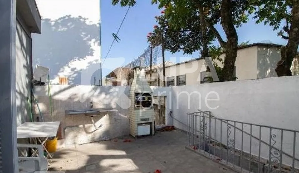 Casa, 4 quartos, 230 m² - Foto 2