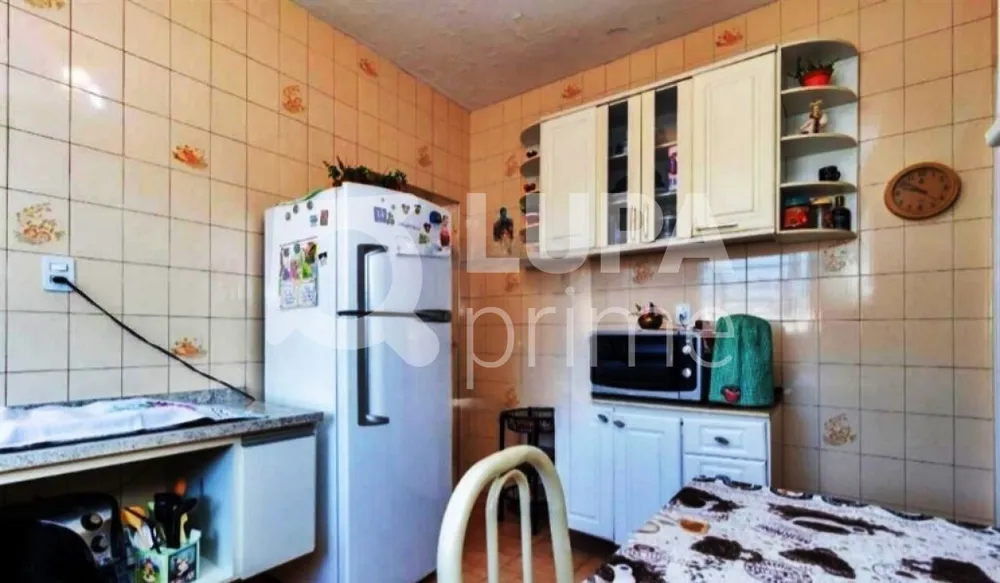 Casa, 4 quartos, 220 m² - Foto 10