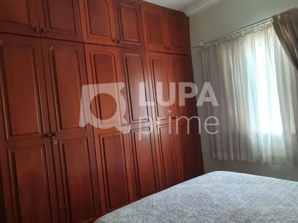 Casa à venda com 2 quartos, 130m² - Foto 6