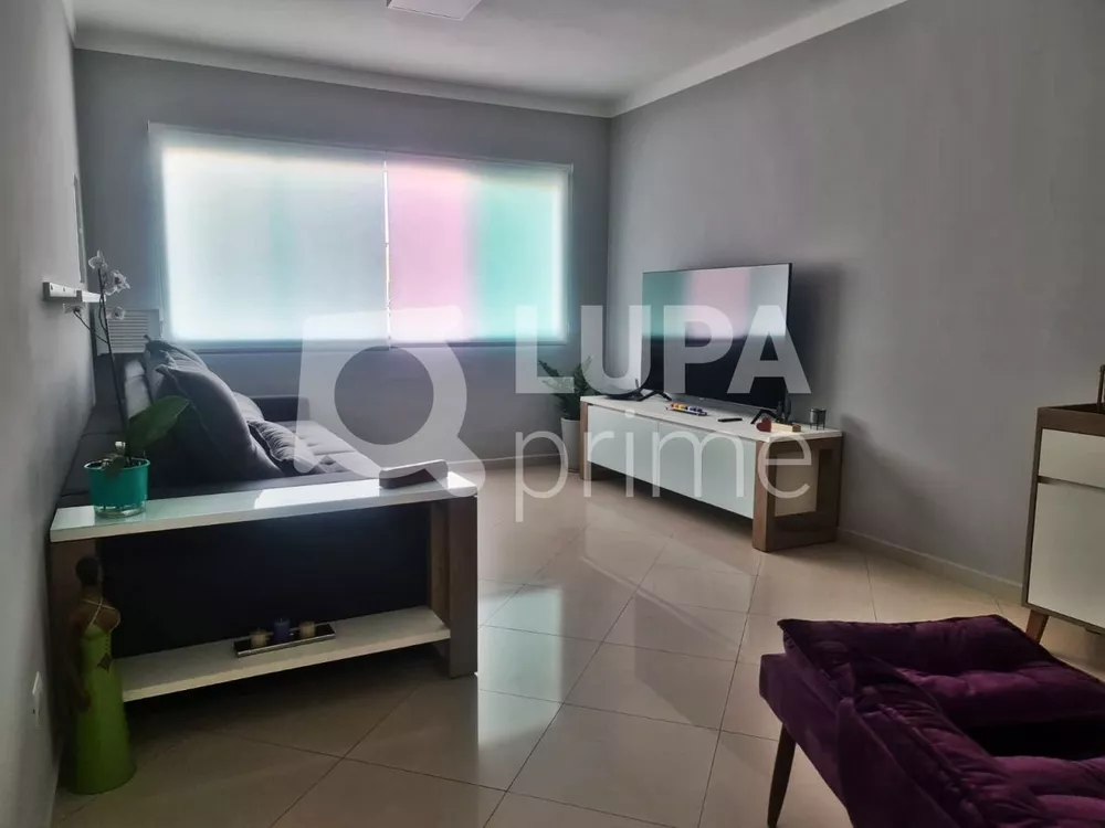 Casa à venda com 3 quartos, 185m² - Foto 1