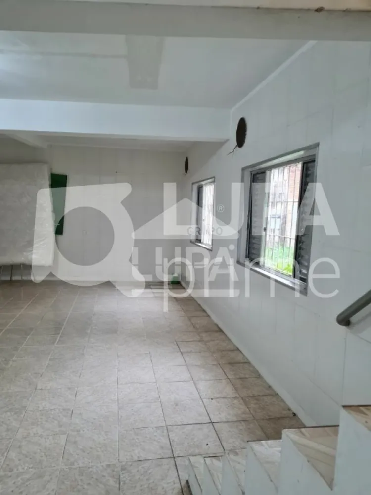 Casa, 3 quartos, 201 m² - Foto 1