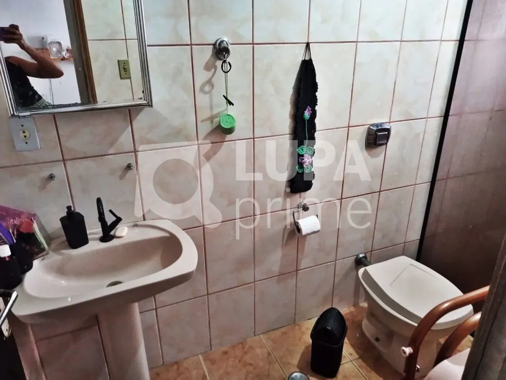Casa, 5 quartos, 145 m² - Foto 1
