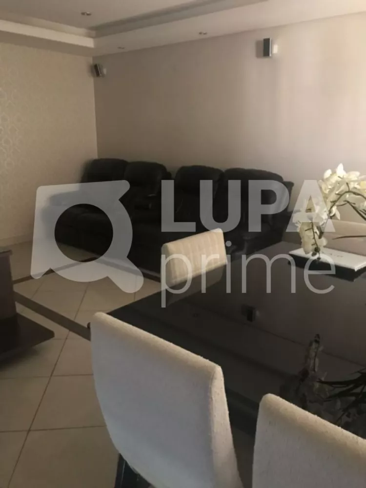 Apartamento à venda com 2 quartos, 94m² - Foto 4