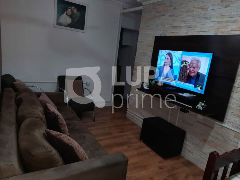Apartamento à venda com 2 quartos, 47m² - Foto 2