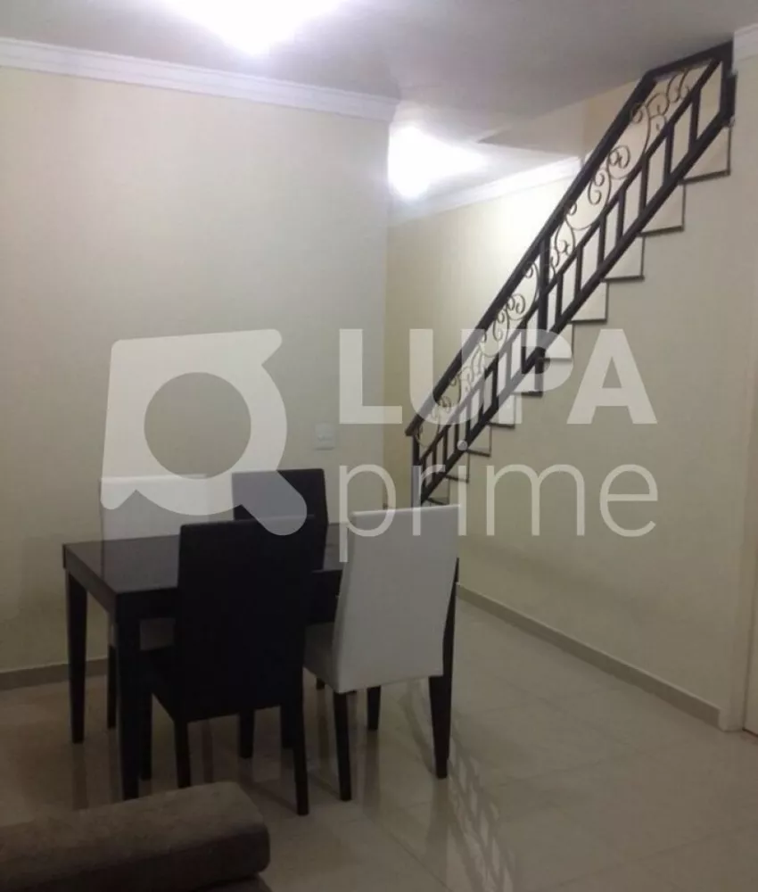 Casa à venda com 3 quartos, 188m² - Foto 2