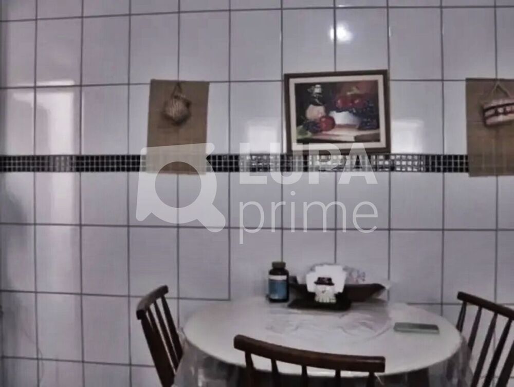 Casa à venda com 2 quartos, 105m² - Foto 3