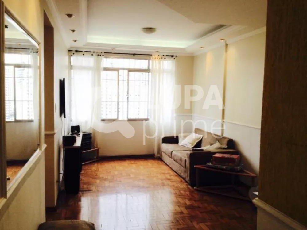 Apartamento à venda com 3 quartos, 110m² - Foto 1