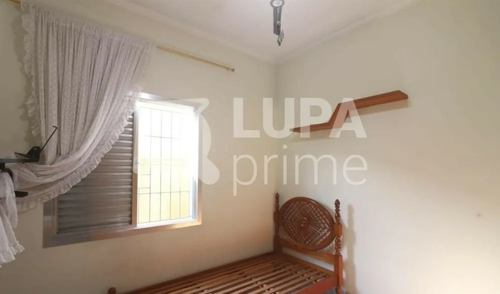 Casa, 3 quartos, 250 m² - Foto 2