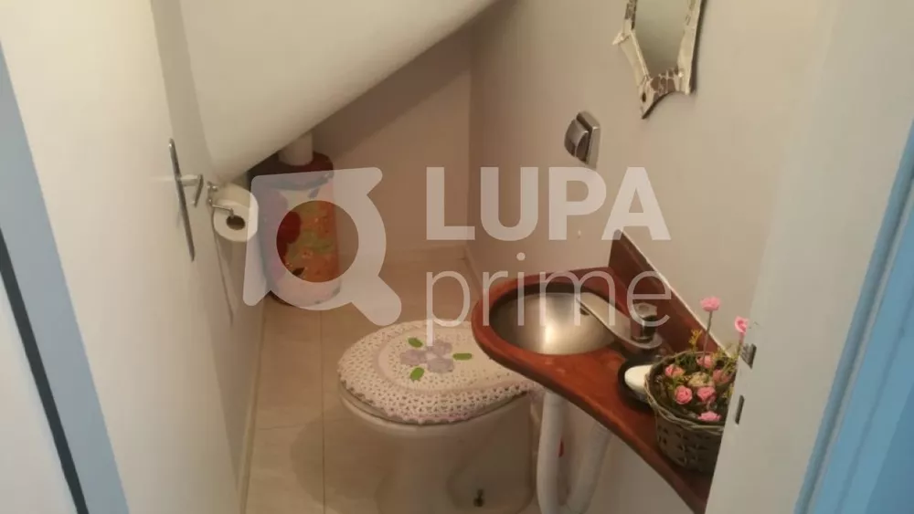 Casa à venda com 3 quartos, 150m² - Foto 3