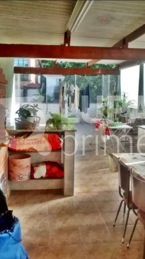 Casa, 3 quartos, 250 m² - Foto 2