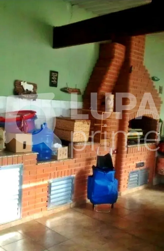 Casa, 3 quartos, 250 m² - Foto 1