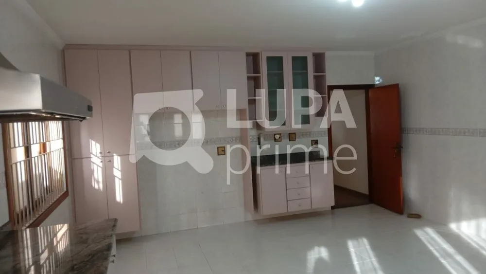 Casa, 3 quartos, 231 m² - Foto 10