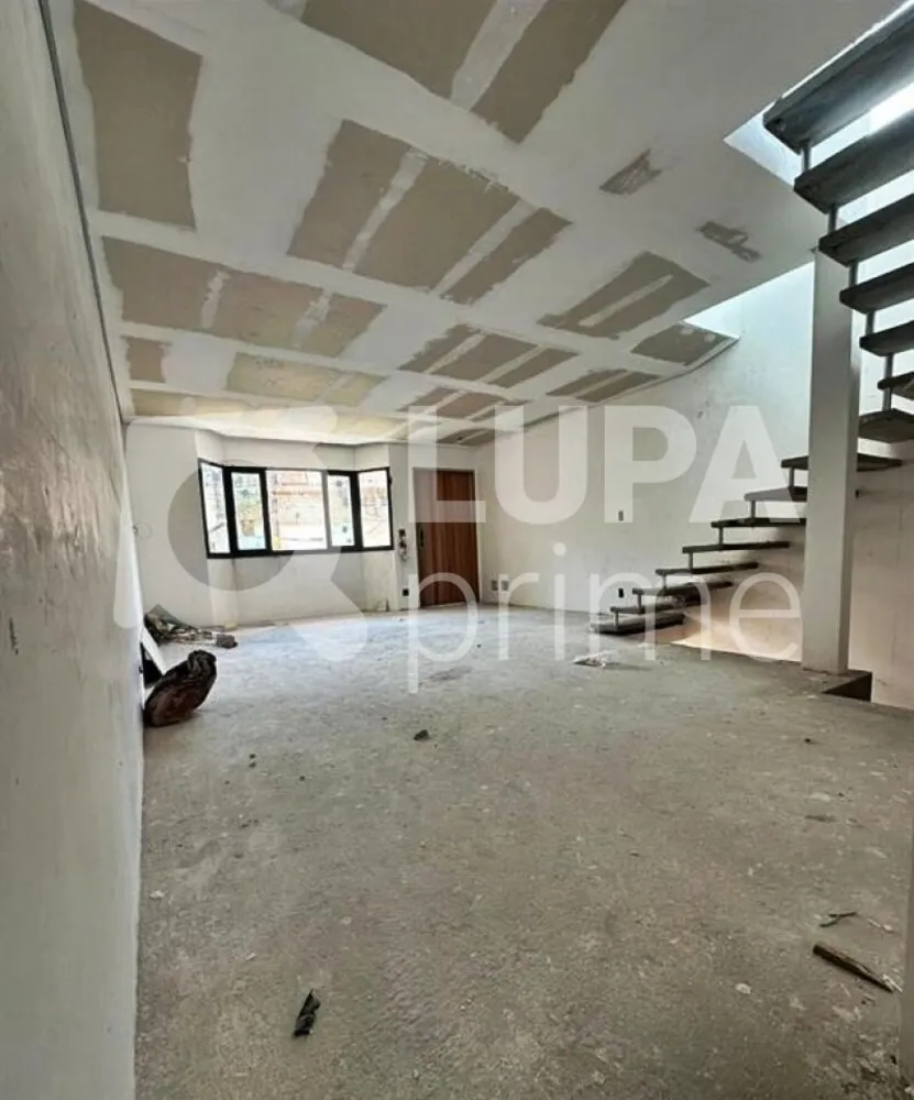 Casa, 3 quartos, 256 m² - Foto 3