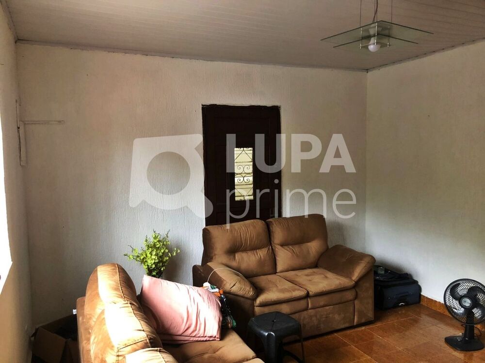 Casa Comercial para alugar com 3 quartos, 80m² - Foto 1