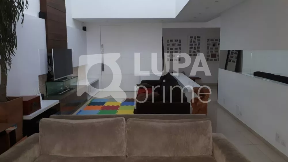 Casa de Condomínio à venda com 5 quartos, 300m² - Foto 1