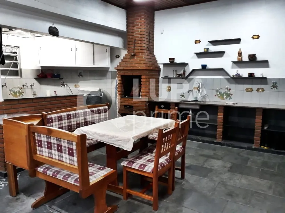 Casa, 3 quartos, 200 m² - Foto 11