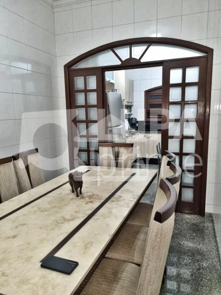 Casa, 3 quartos, 255 m² - Foto 12