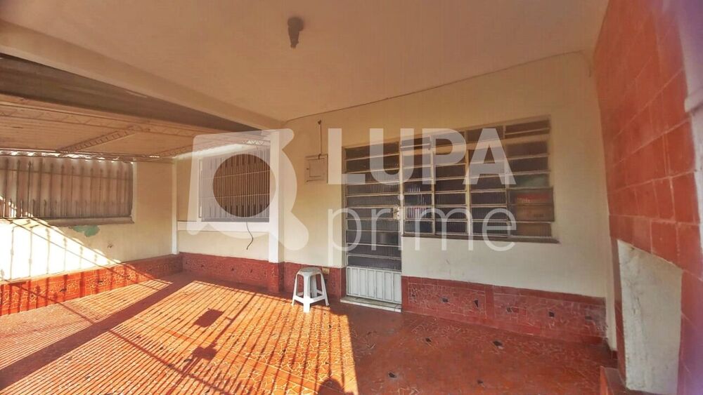 Casa, 6 quartos, 216 m² - Foto 1