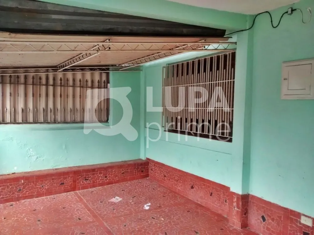 Casa, 6 quartos, 216 m² - Foto 4