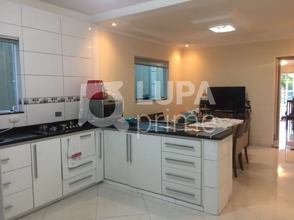 Casa, 3 quartos, 200 m² - Foto 7