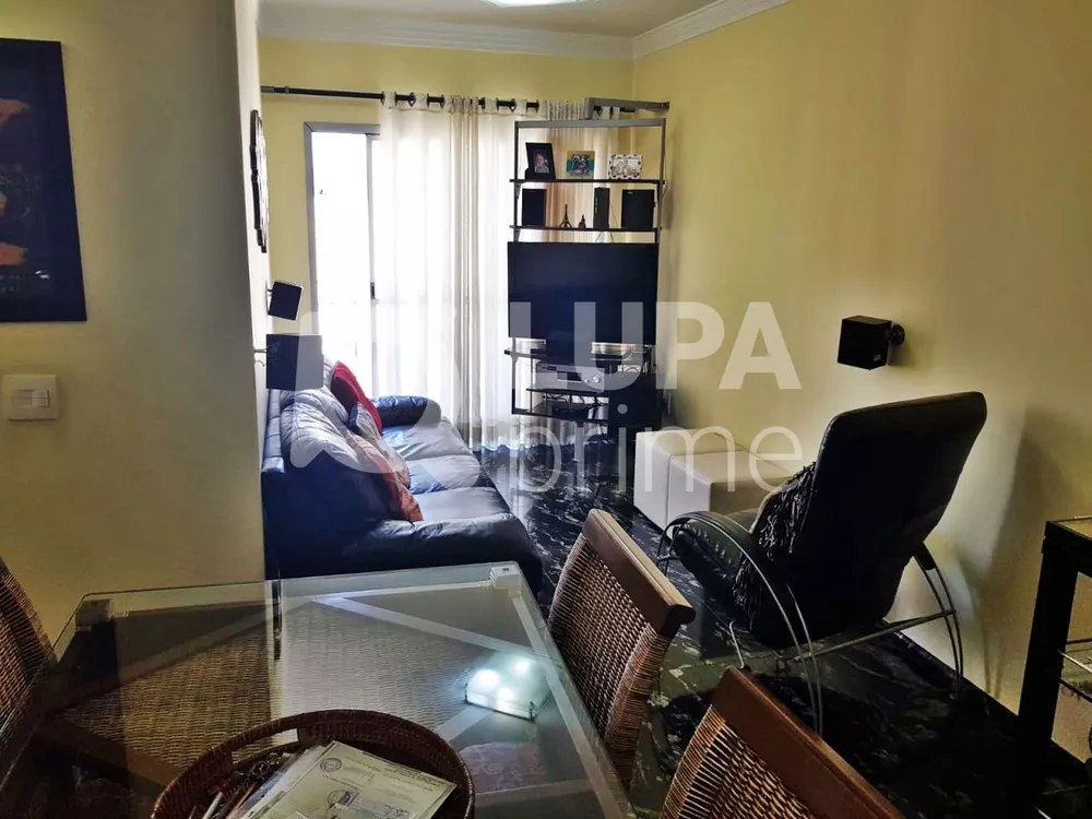 Apartamento à venda com 2 quartos, 70m² - Foto 3