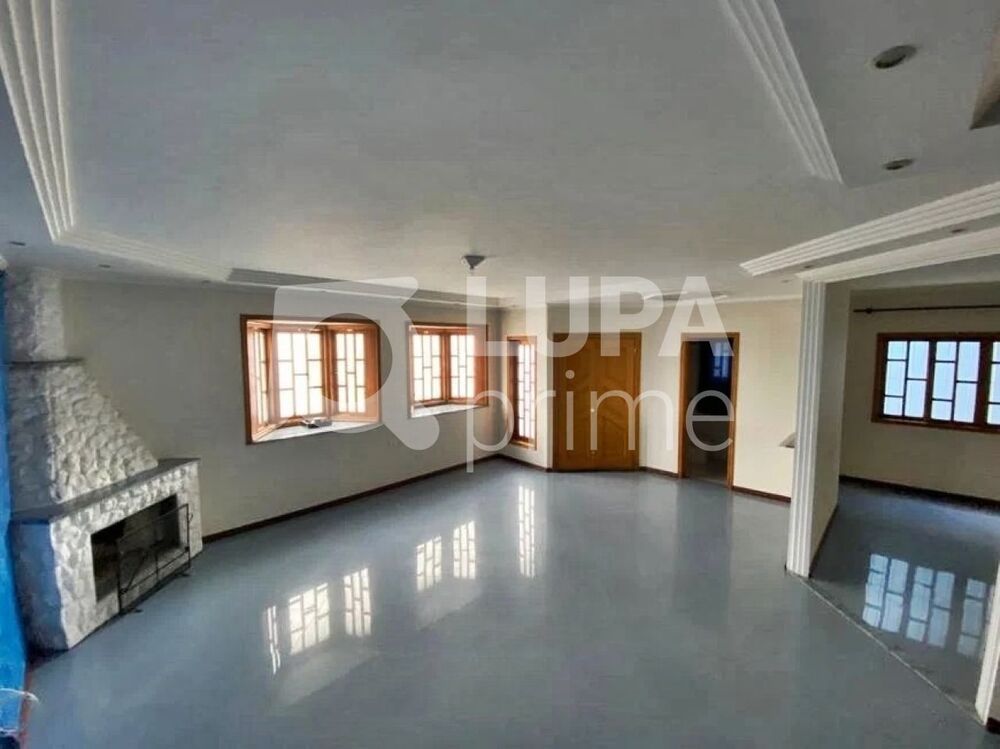 Casa, 3 quartos, 332 m² - Foto 1
