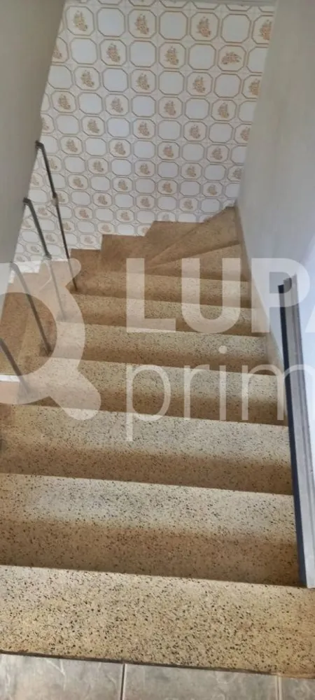 Casa, 4 quartos, 223 m² - Foto 1