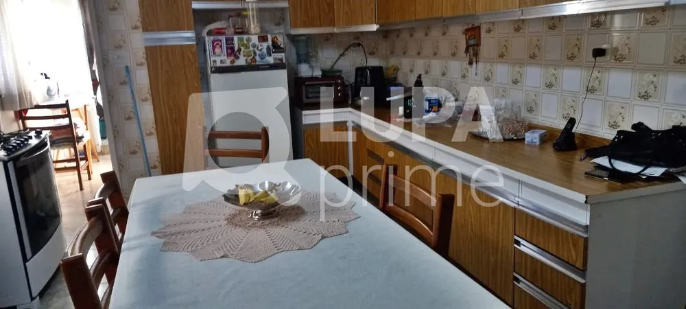 Casa, 4 quartos, 223 m² - Foto 4