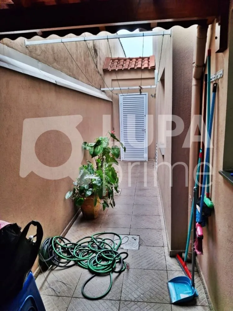 Casa, 3 quartos, 124 m² - Foto 1