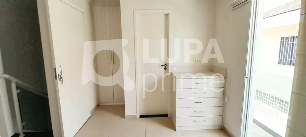 Casa à venda com 2 quartos, 61m² - Foto 30