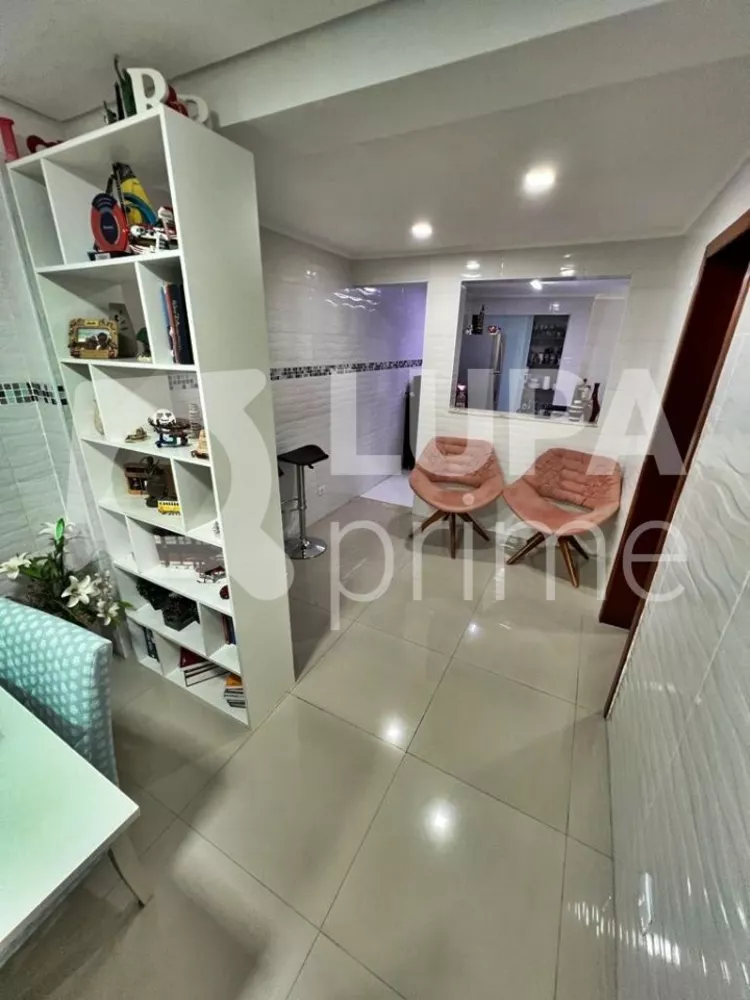 Casa à venda com 7 quartos, 600m² - Foto 6