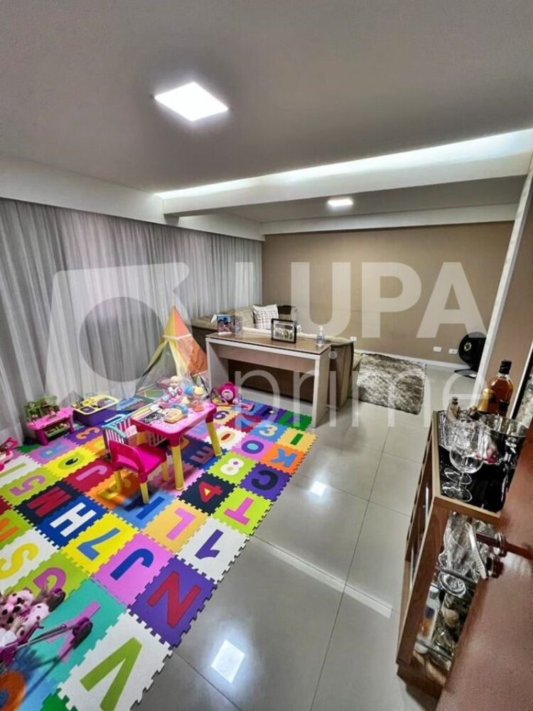 Casa à venda com 7 quartos, 600m² - Foto 9