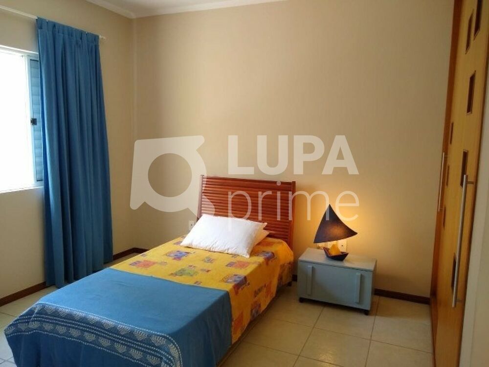 Casa à venda com 2 quartos, 200m² - Foto 6