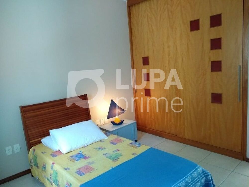 Casa à venda com 2 quartos, 200m² - Foto 5