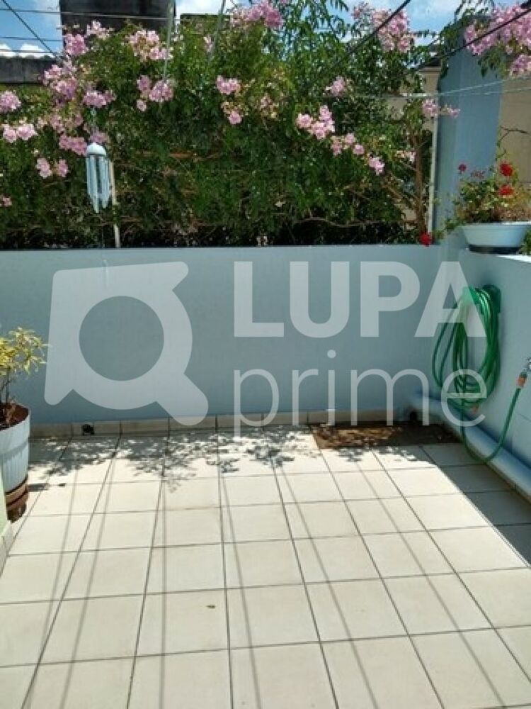 Casa à venda com 2 quartos, 200m² - Foto 15