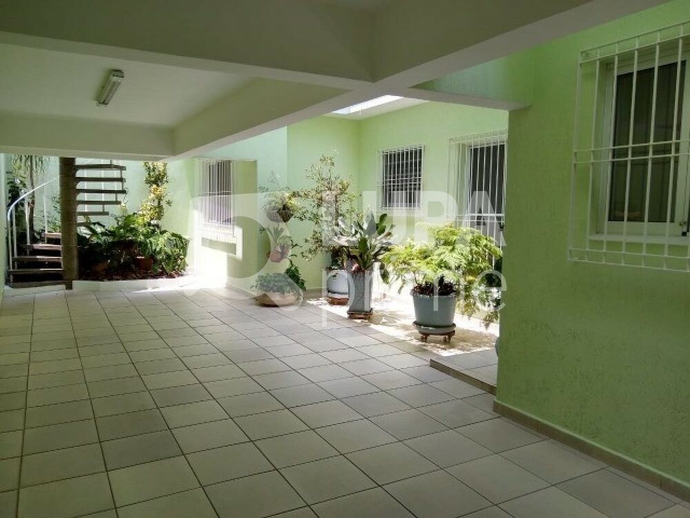Casa à venda com 2 quartos, 200m² - Foto 18