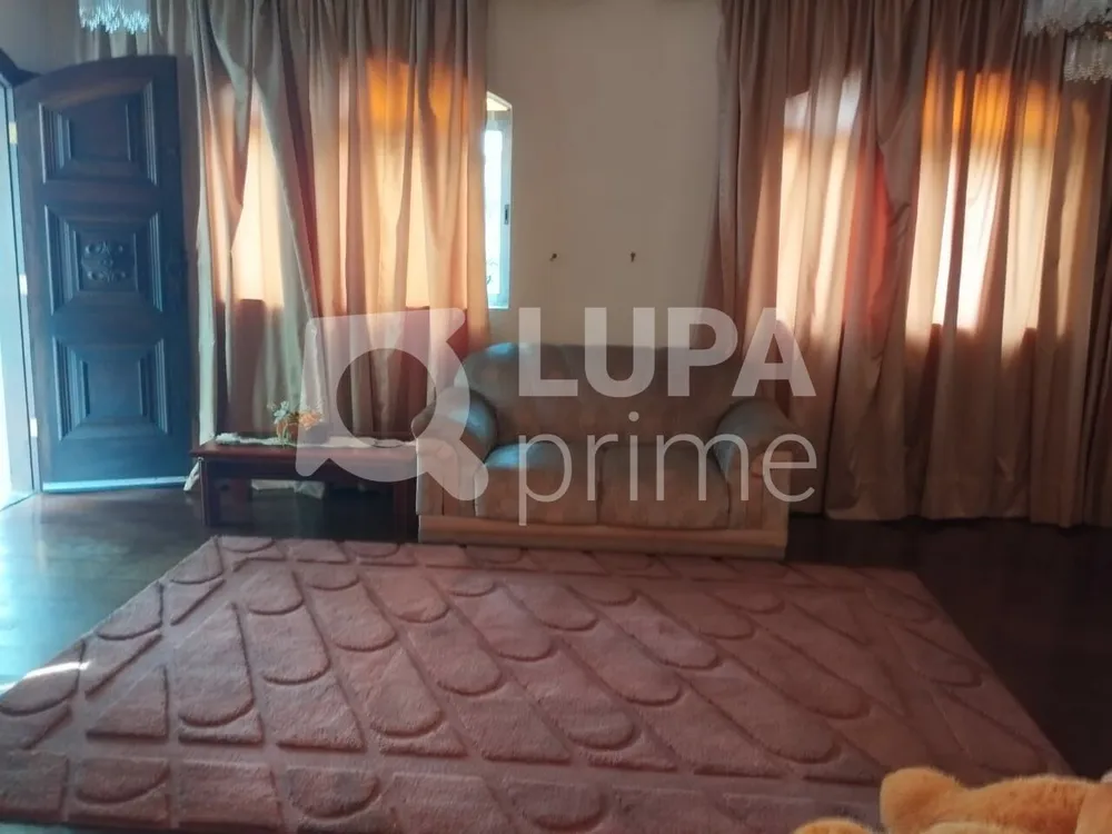Casa, 3 quartos, 360 m² - Foto 12