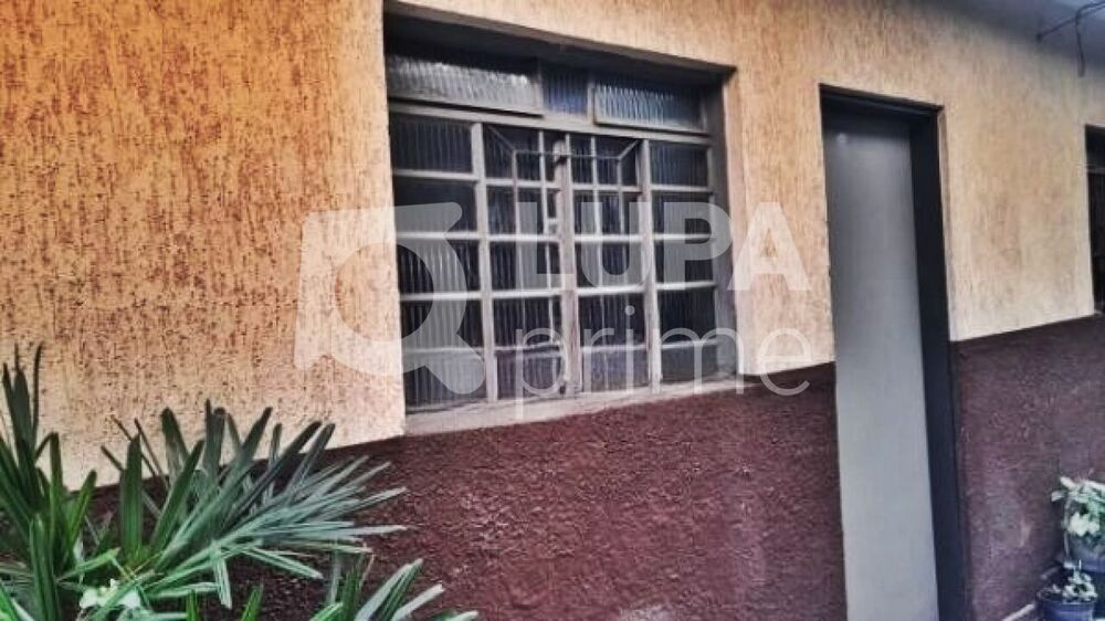 Casa para alugar com 1 quarto, 45m² - Foto 2